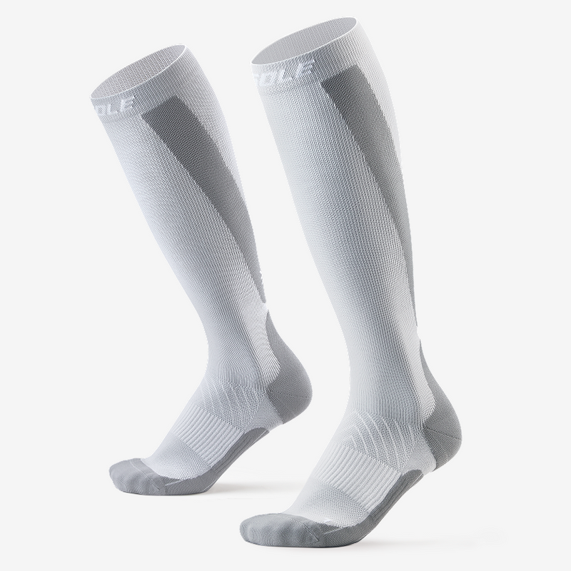 white compression socks for nurses