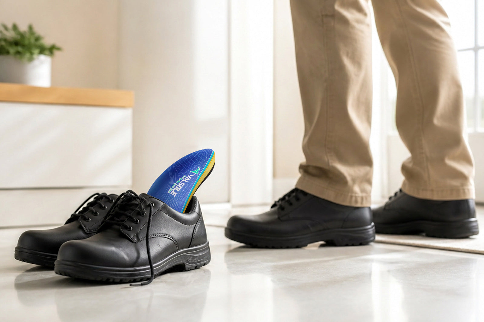 Best Insoles for Walking and Standing All Day: What to Choose When Your Feet Never Get a Break