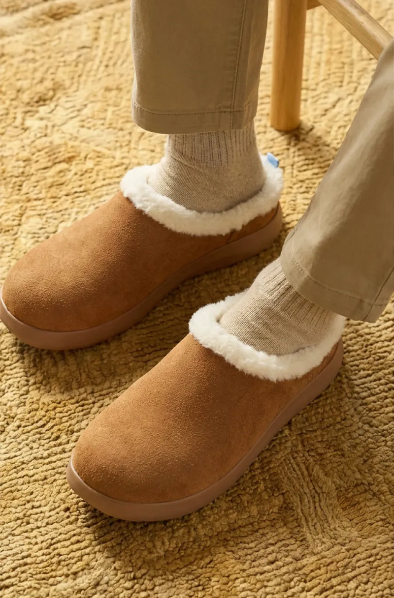 Hearth Clog – hover